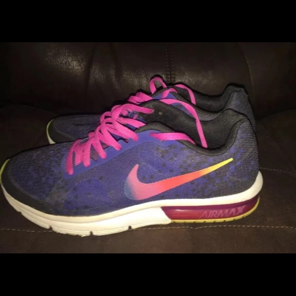 Girls Nike Air Max sequent